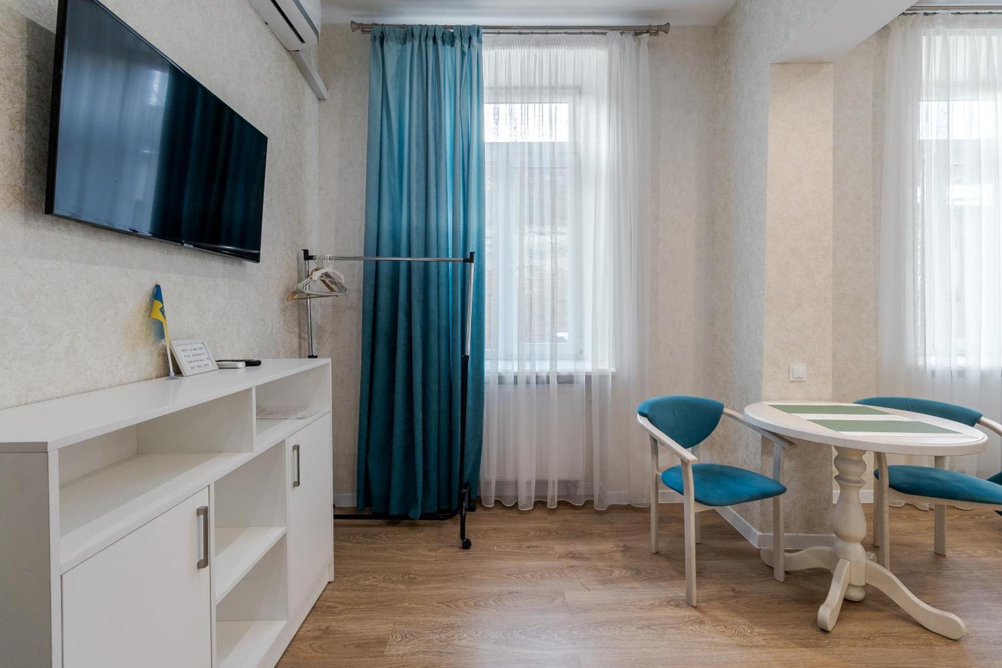Ferienwohnung Luxury Flat Near Opera Lemberg Exterior foto