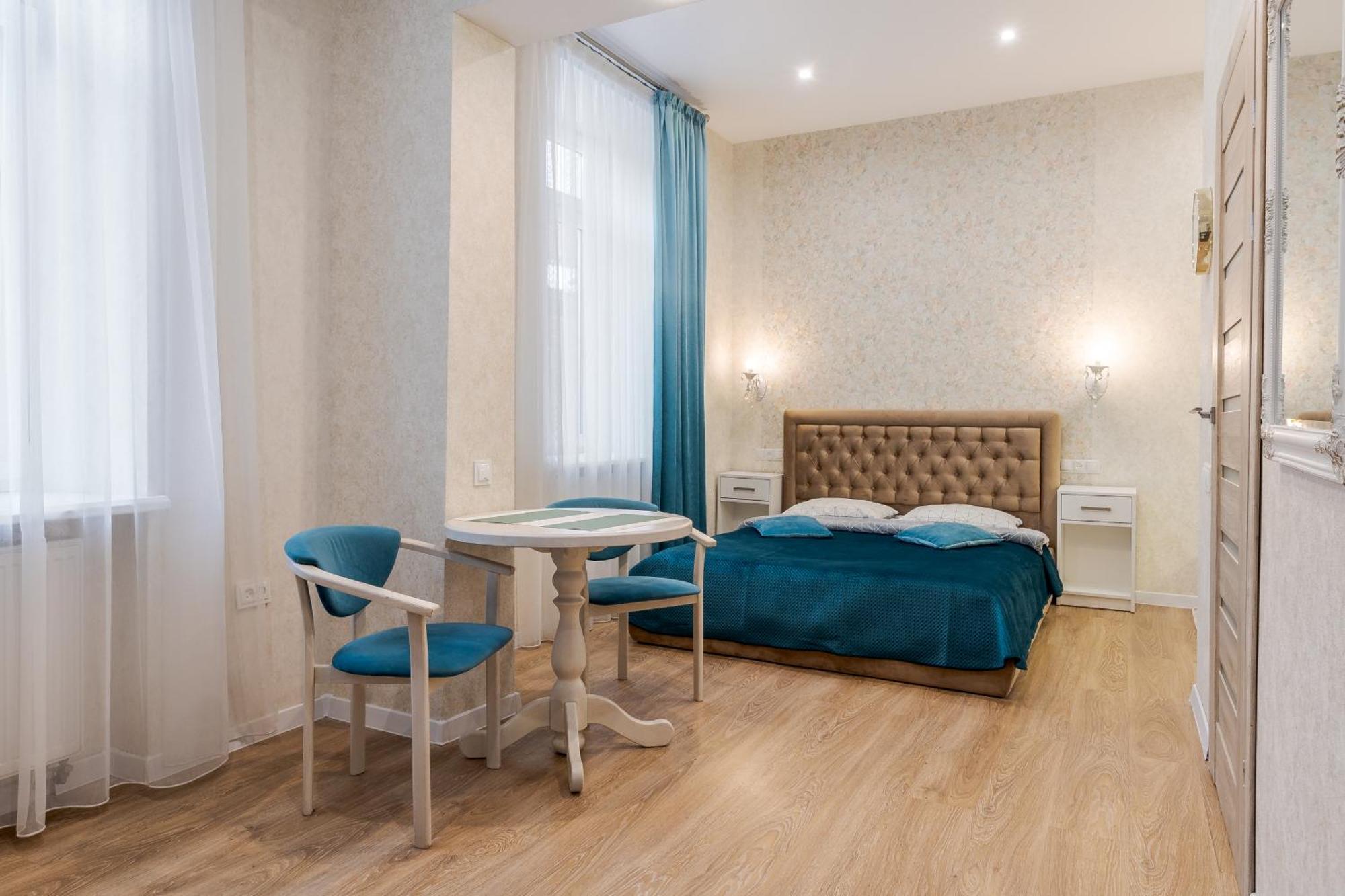 Ferienwohnung Luxury Flat Near Opera Lemberg Exterior foto